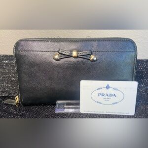 PRADA MILANO Saffiano Black Zip Around Long Wallet Authenticity Card Included ✨🖤